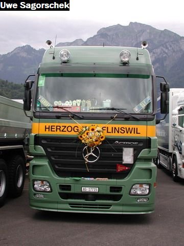 Interl 2011 943