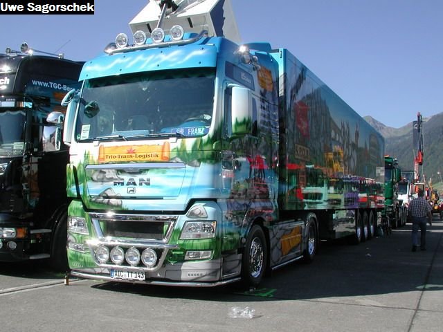 Interl 2011 1001
