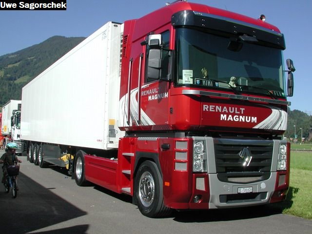 Interl 2011 1033