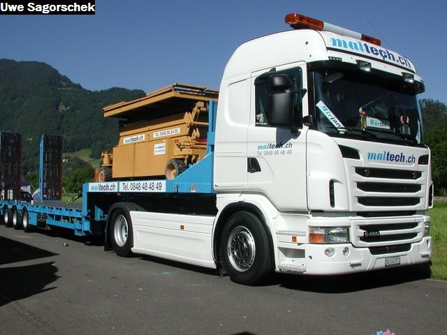 Interl 2011 1074