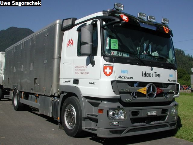 Interl 2011 1079