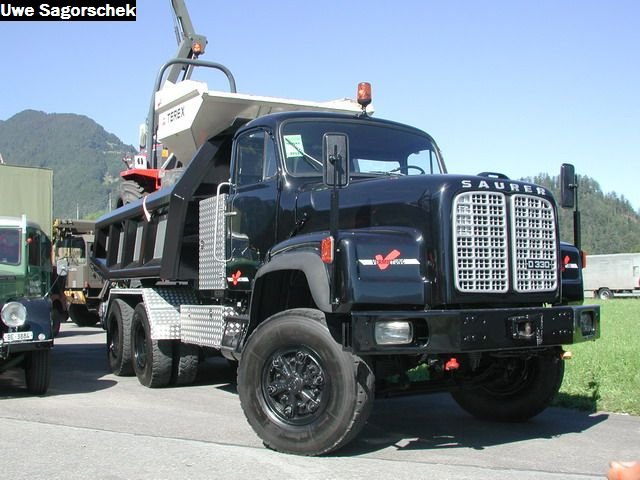 Interl 2011 1104