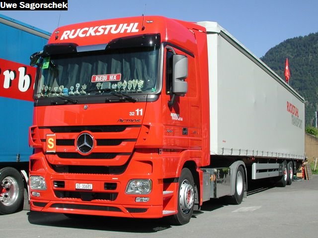 Interl 2011 1124
