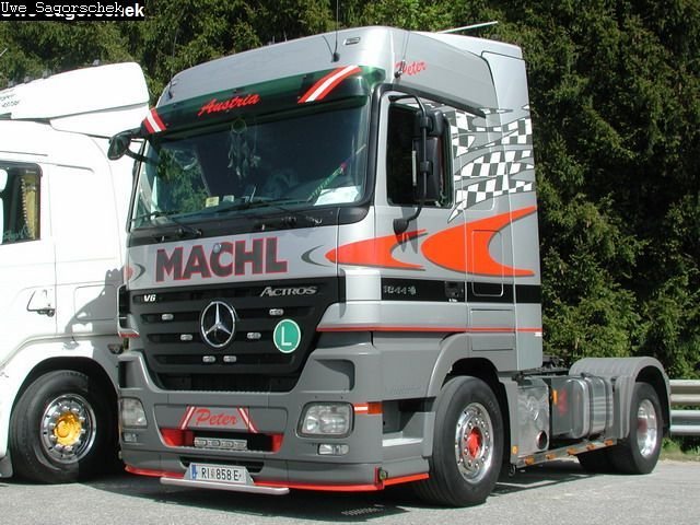 MB Actros 1844 SZGM Machl RI858E