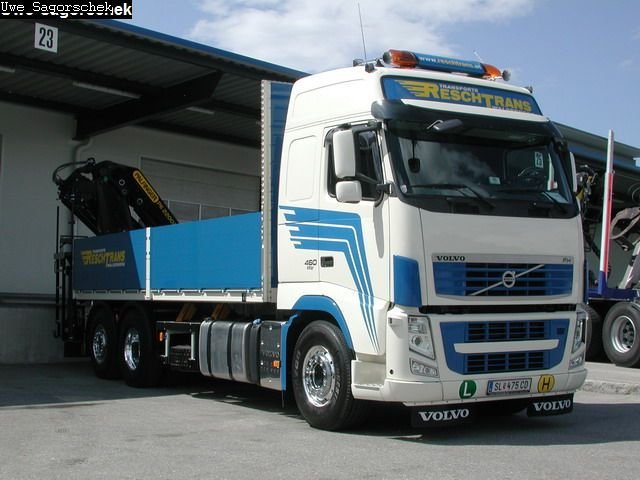Volvo FH 460 Pritschen LKW mit Kran Reschtrans SL475CO