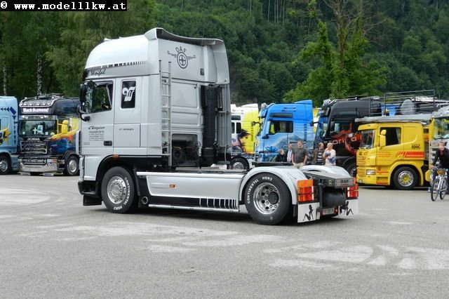 ES105