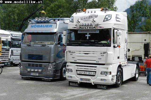 ES136