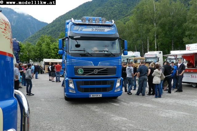 ES175