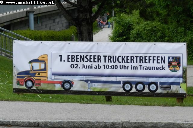 ES208