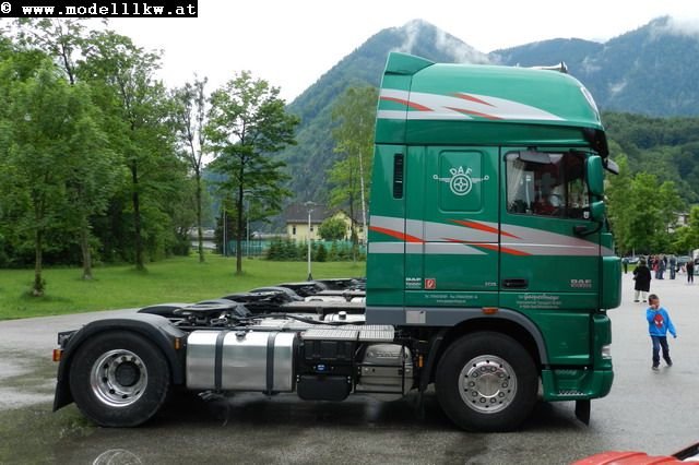 ES32