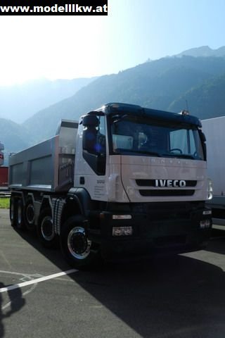 IL12 327