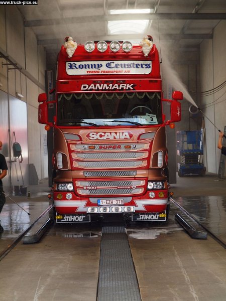 P9078499