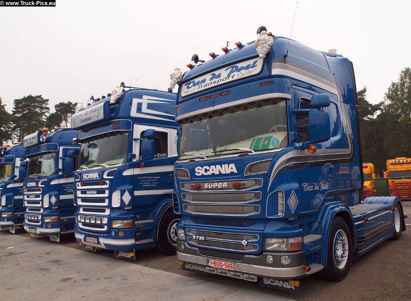 P9228917