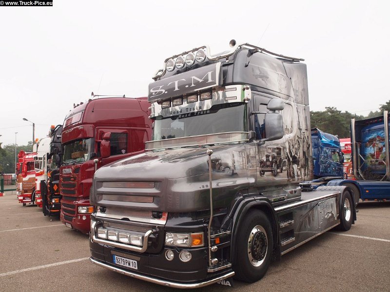 P9228941