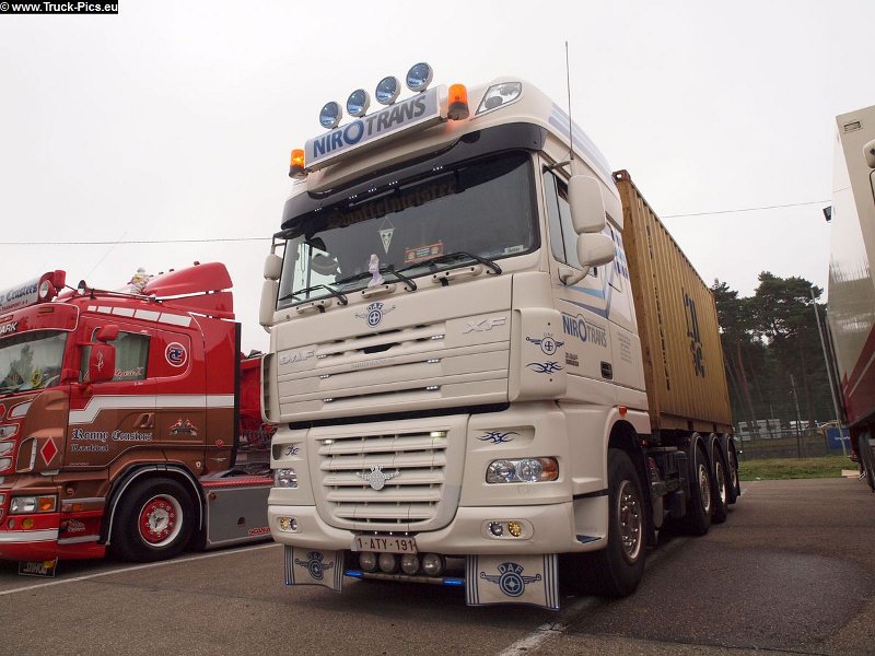 P9228981