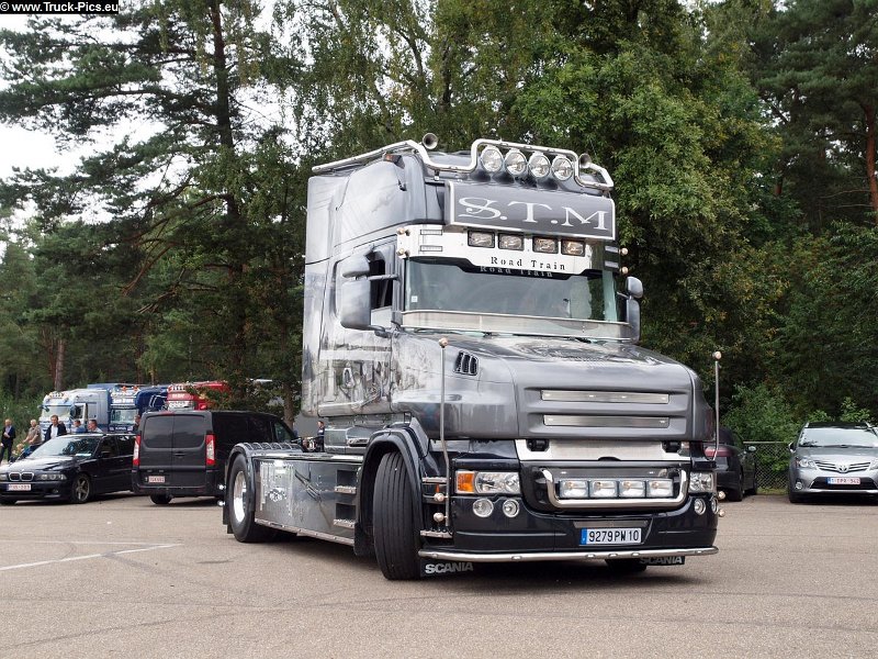 P9229396
