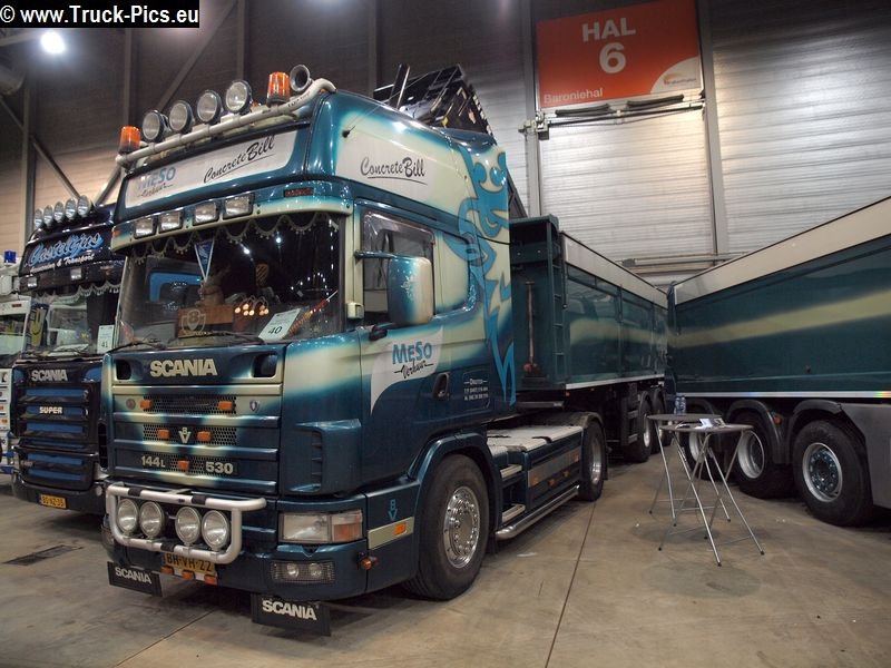 PC280973