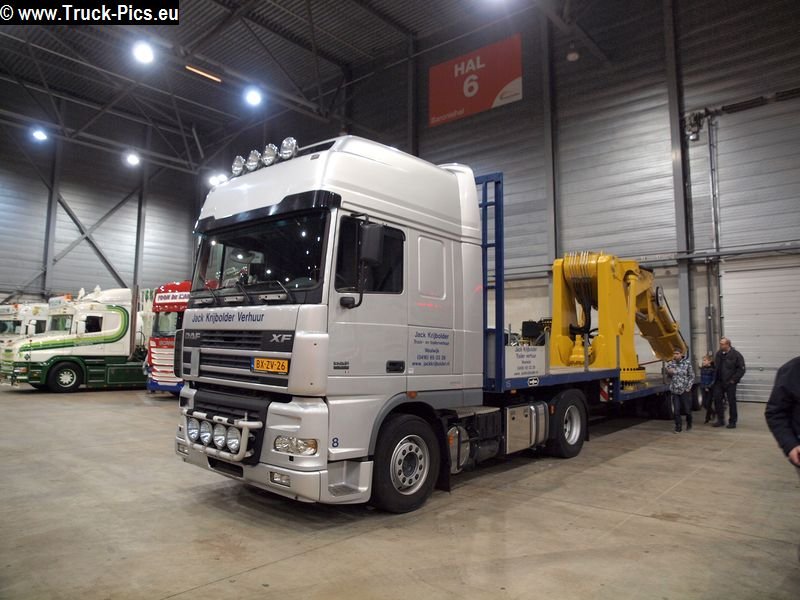 PC280995