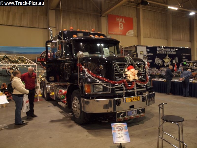 PC281096