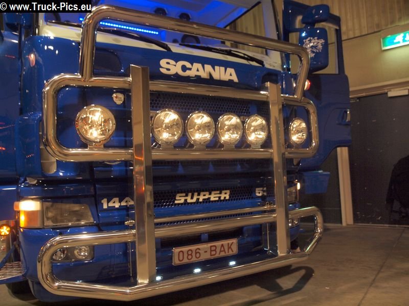PC281132