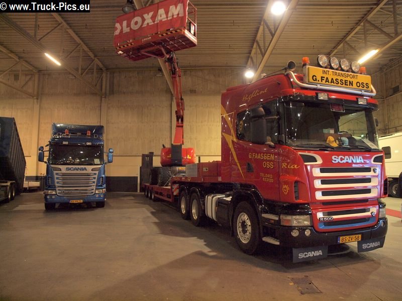 PC281145