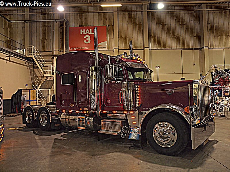 PC281153