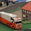 PC281030