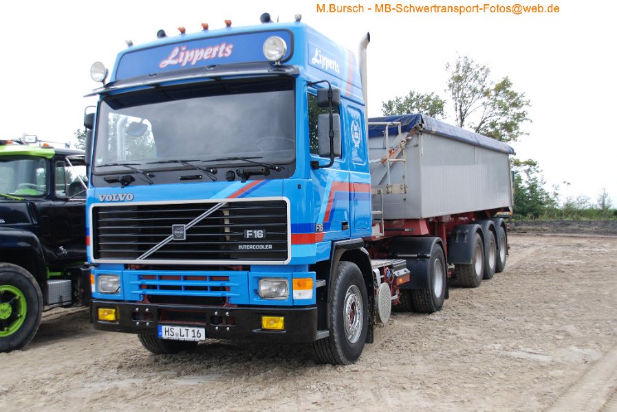 Truck in the Koel 2014-8-30 00052