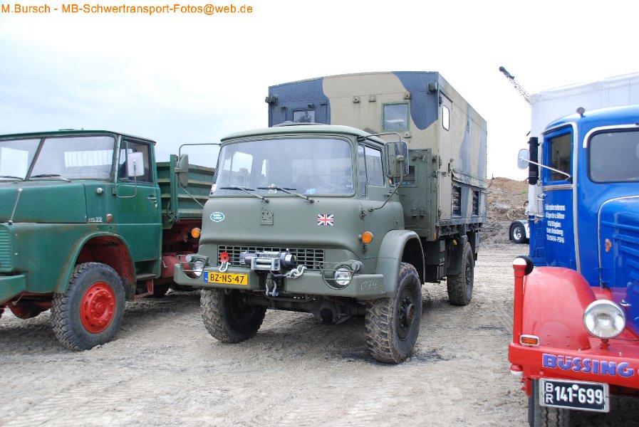 Truck in the Koel 2014-8-30 00117