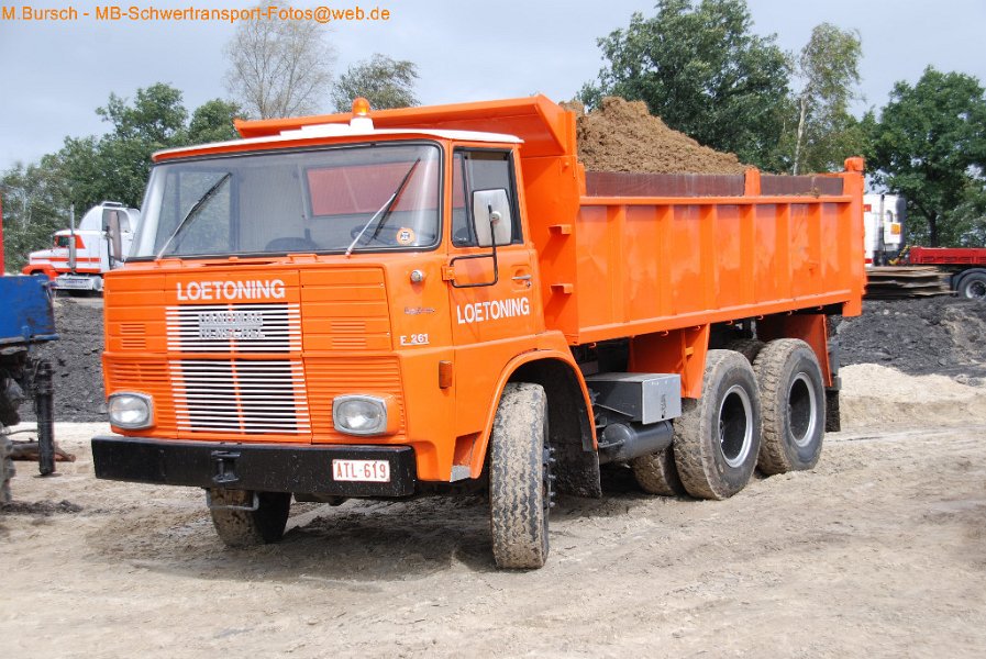 Truck in the Koel 2014-8-30 00314