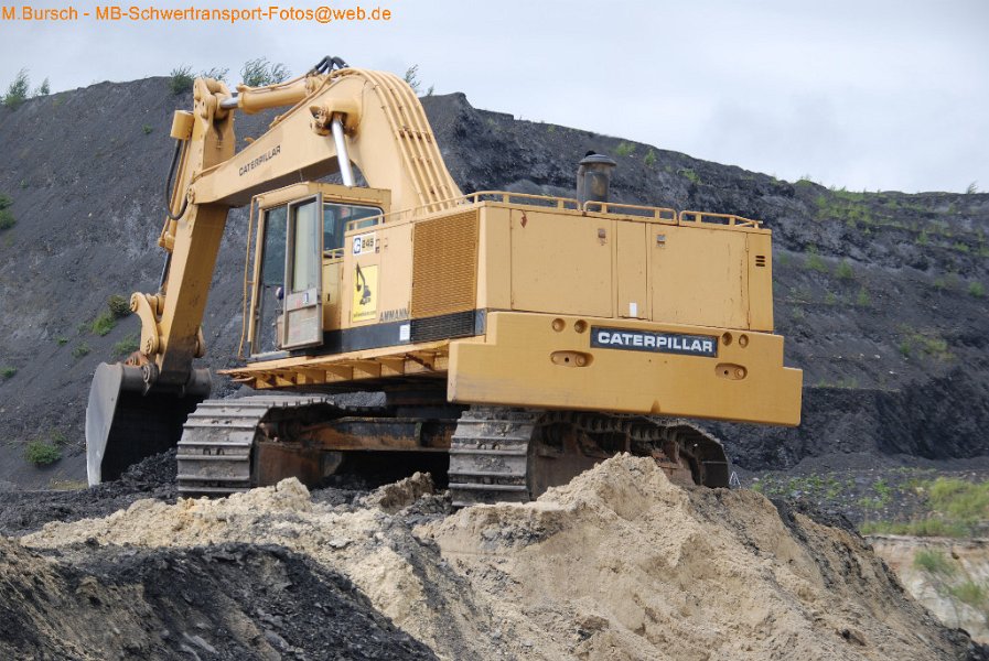 Truck in the Koel 2014-8-30 00388