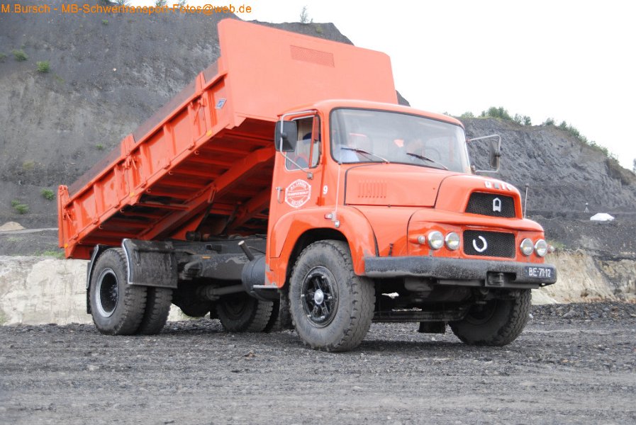 Truck in the Koel 2014-8-30 00612