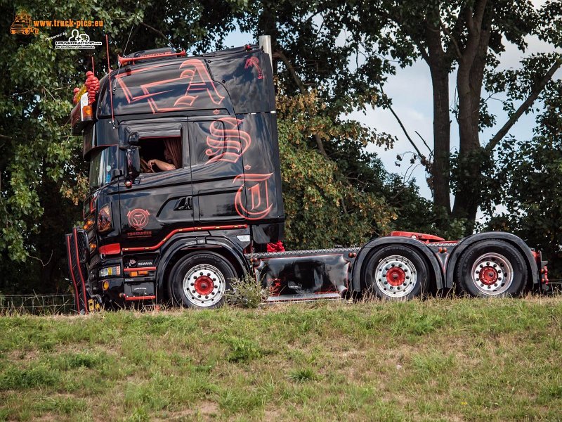 Nog Harder Lopik Trucker-Treffen Lkw-Fotos Lkw-Infos Lkw-Thorsten 66